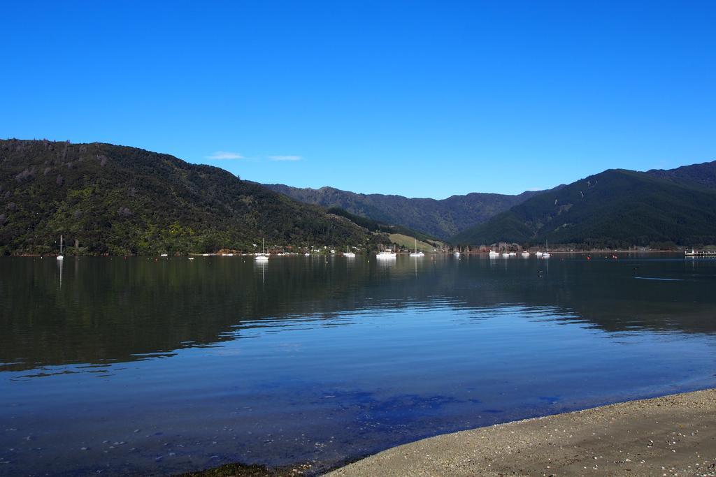 Linkwater Motel And Backpackers Екстер'єр фото