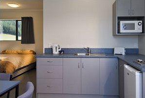 Linkwater Motel And Backpackers Екстер'єр фото