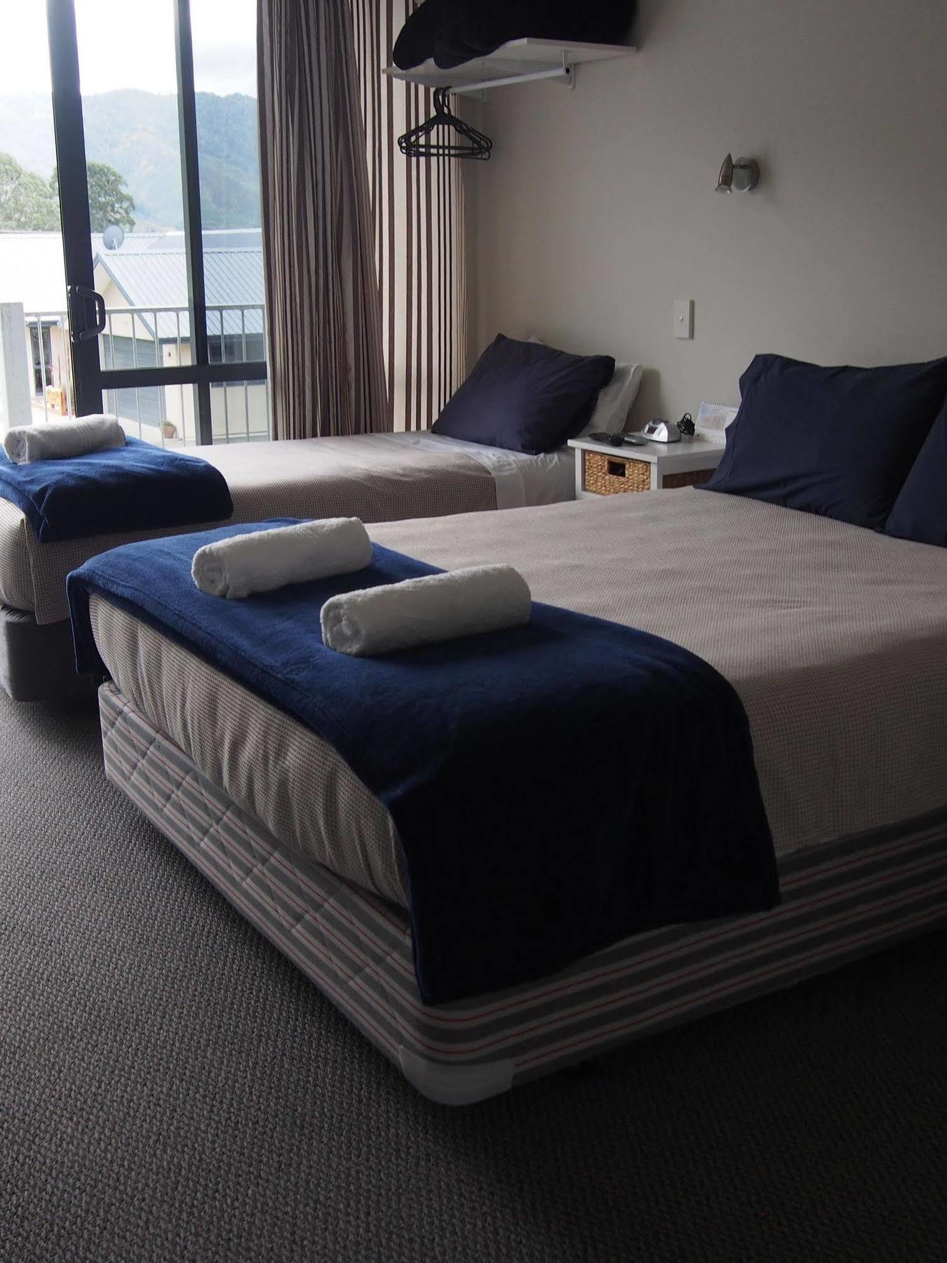Linkwater Motel And Backpackers Екстер'єр фото